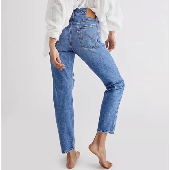 NWT Levi's Wedgie Jeans Sz 29 High Rise Tapered Leg 100% Cotton - Picture 1 of 10